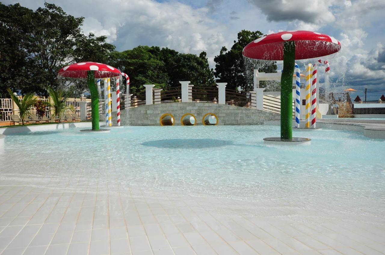 Lacqua Diroma Hotel Com Parque Aquatico 24 Horas Калдас Новас Екстериор снимка
