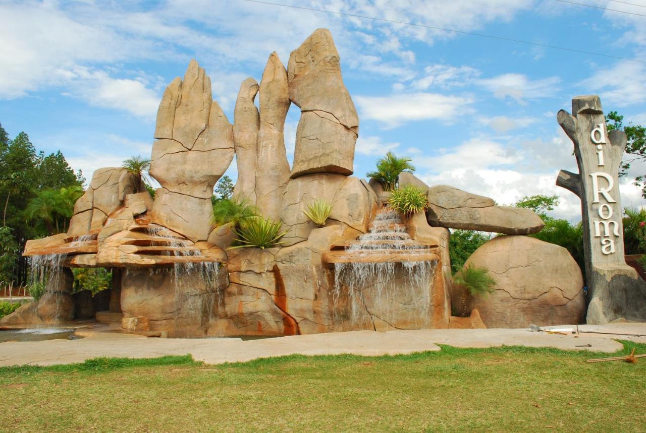Lacqua Diroma Hotel Com Parque Aquatico 24 Horas Калдас Новас Екстериор снимка