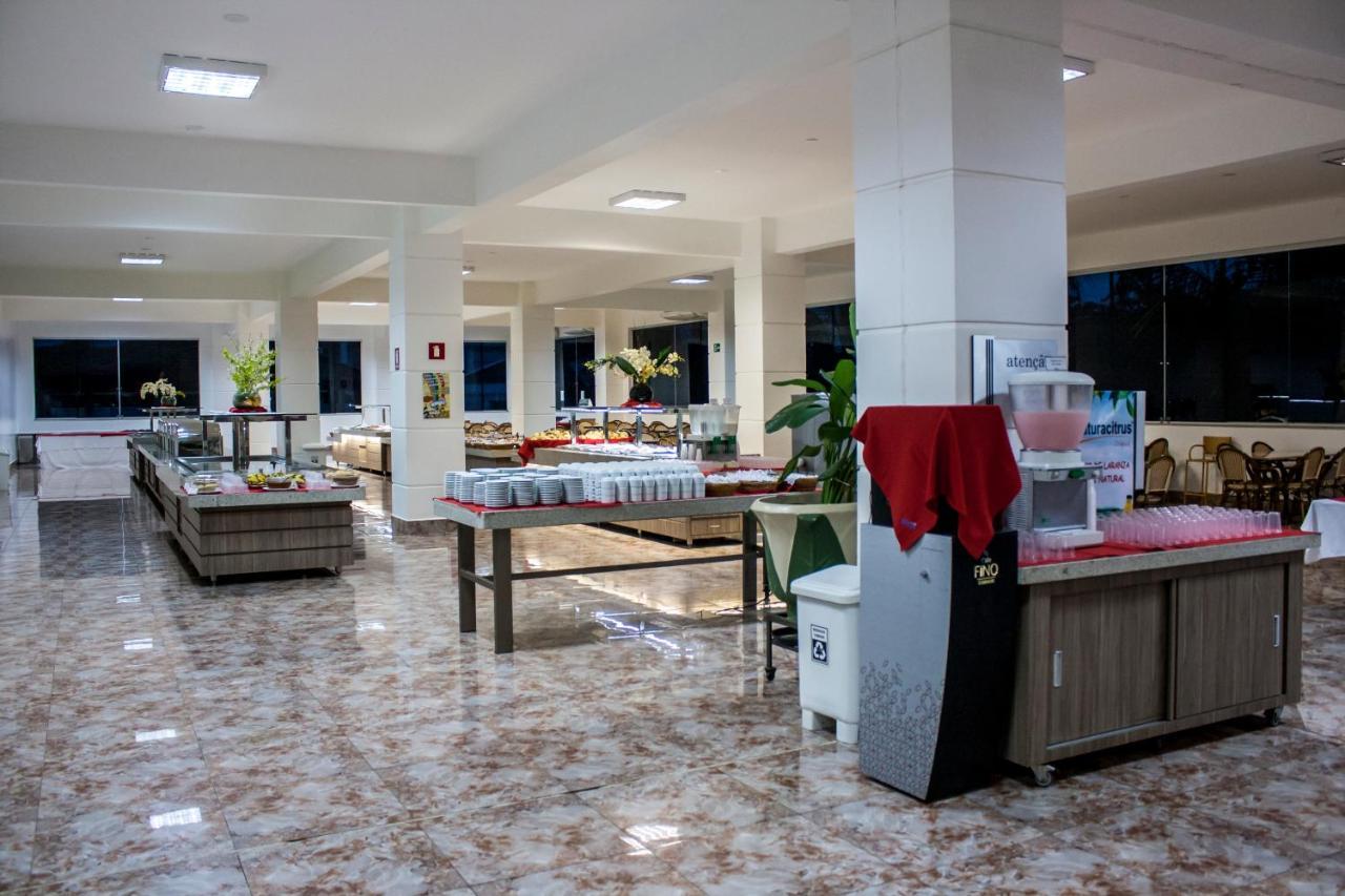 Lacqua Diroma Hotel Com Parque Aquatico 24 Horas Калдас Новас Екстериор снимка