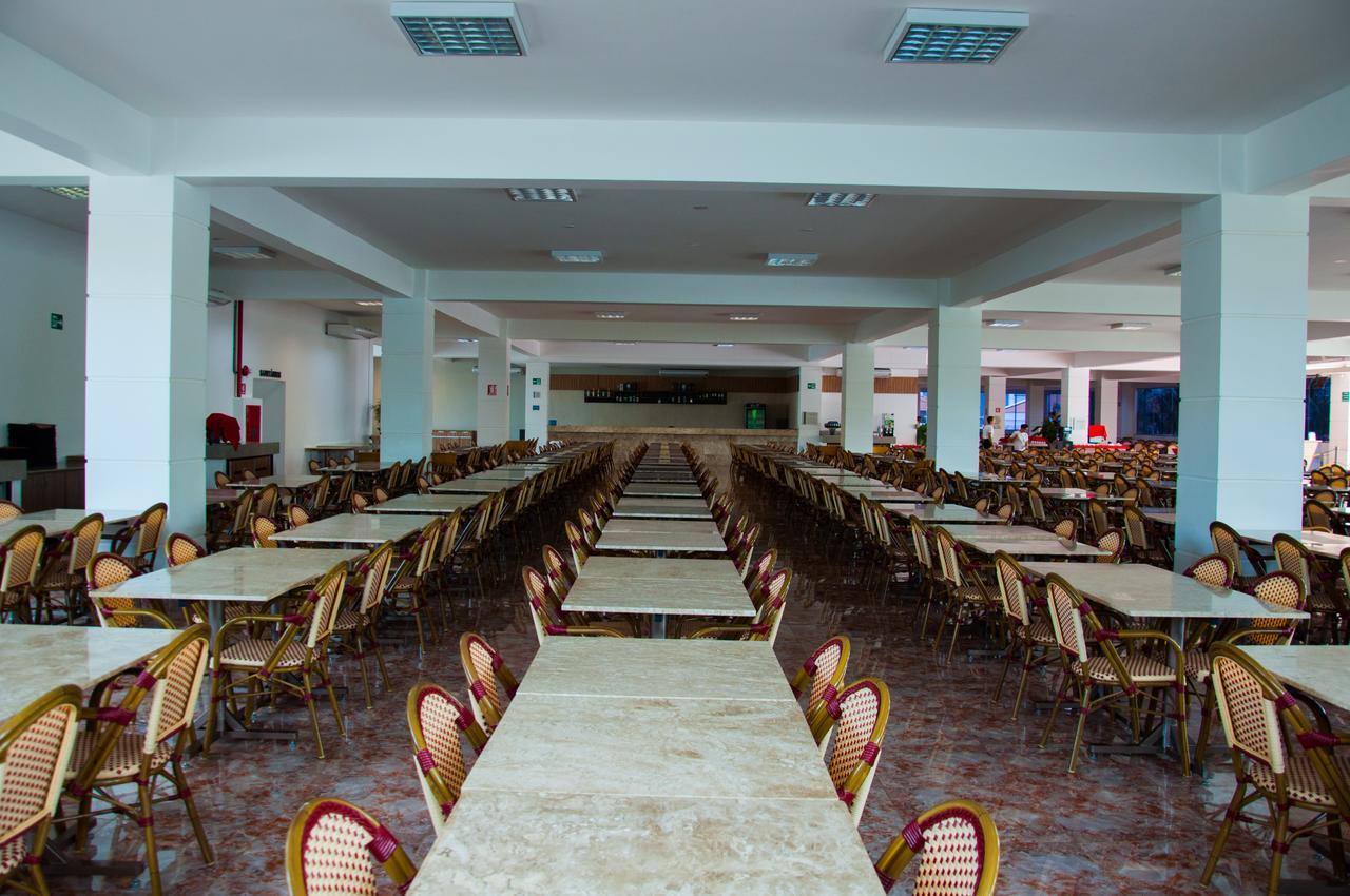 Lacqua Diroma Hotel Com Parque Aquatico 24 Horas Калдас Новас Екстериор снимка